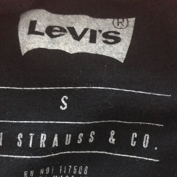 Levi’s T-shirt - Picture 5 of 5